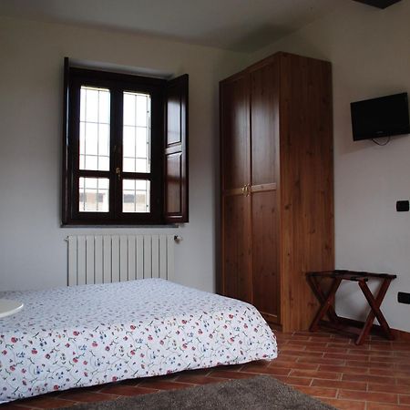 Agriturismo Cascina Mora Guest House Pavia Room photo