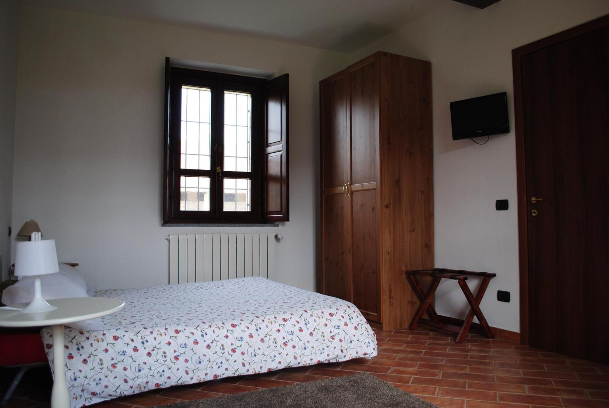 Agriturismo Cascina Mora Guest House Pavia Room photo